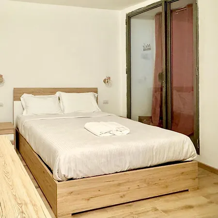 Casa Storica Del 1600 In Centro Apartamento